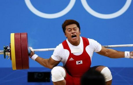 Olimpiyatta Feci Sakatlık