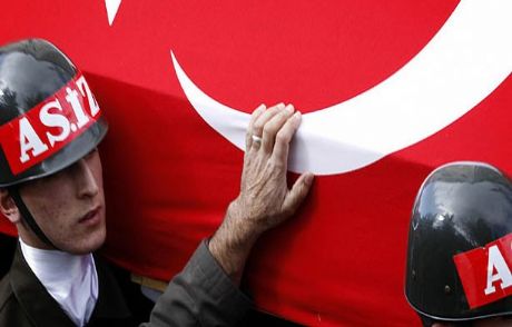 Hakkari Şehitleri Son Yolculuğuna Uğurlanıyor