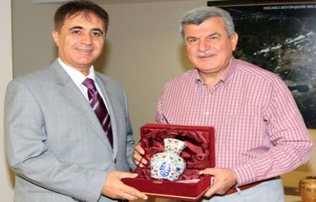 Başkan'a Cantürk'ten Veda Ziyareti