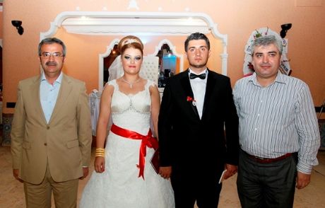 Özge İle Dahilden Bir Ömürlük evet
