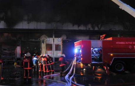 Tuzla Sanayi'de Yangın!