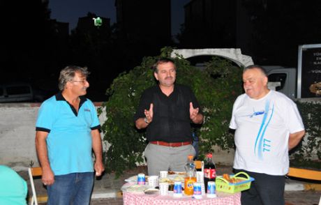 İftarda Komşular Yeşil İle Bir Araya Geldiler