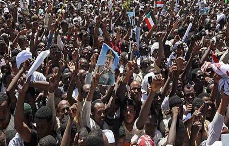 Filme Öfke Tunus'ta Ve Sudan'da Kontrolden Çıktı