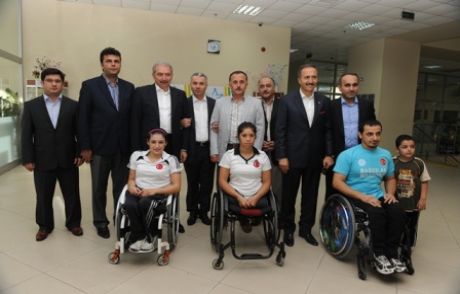 Başkanlardan Engelliler Sarayına Tam Not