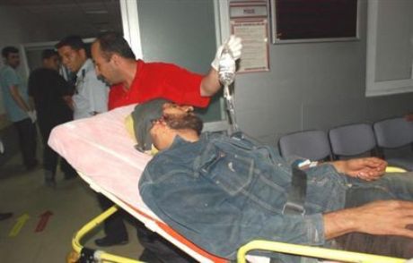 Yaralı Suriyeliler Hastaneye Kaldırıldı