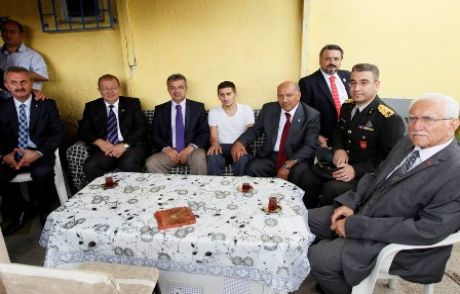 Gebze Protokolü Yaralı Eri Ziyaret Etti