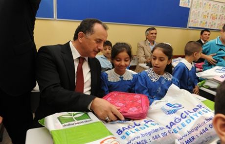 Kitaplar Devletten, Kırtasiye Belediyeden
