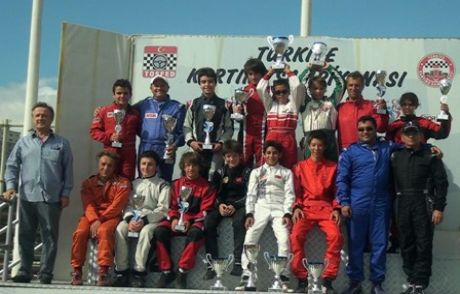 Körfez'de Karting Mücadelesi Nefes Kesti