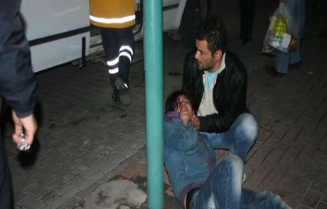 Kadının Boynunu Sokak Ortasında Kesti!