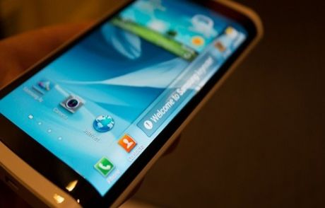 Samsung 100 Milyondan Fazla Telefon Sattı