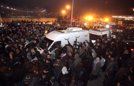 Asker Ve Polis Yok, Bdp Ve Pkk Var!