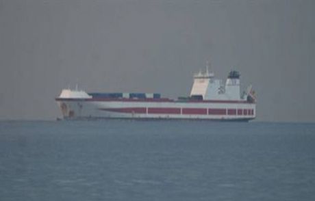 Patriotları Taşıyan Gemi İskenderun'da
