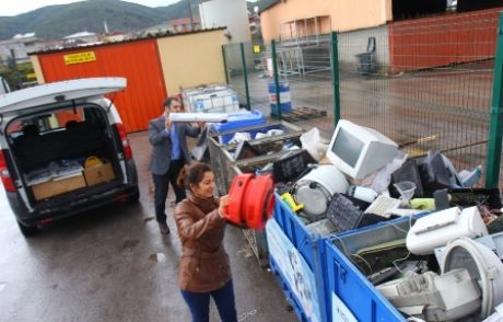 E-atıklar Ev Ve İşyerlerinden Toplanıyor