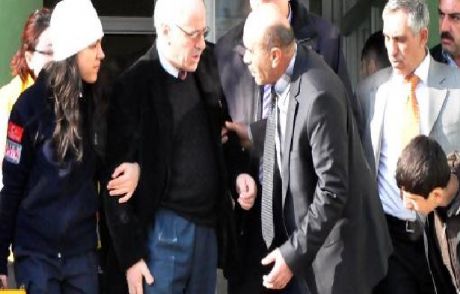 Öğrenci, Öğretmeni Okulda Bıçakladı