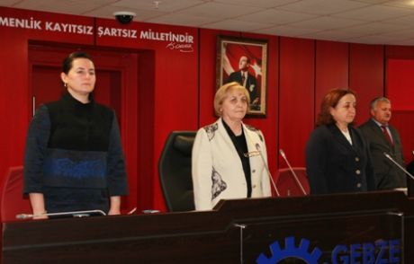 Meclise Kadın Eli Değdi