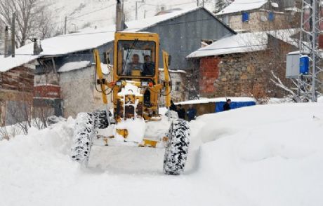 Gümüşhane'de Eğitime Kar Engelli