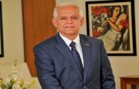 'övgüden Önce Yergiye Odaklanmalıyız'