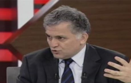 Bir Gazeteci Daha İstifa Etti