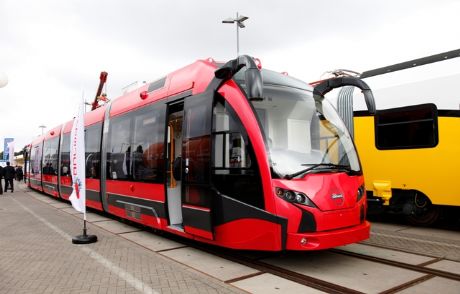 İlk Yerli Tramvayımıza Büyük İlgi