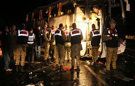 Sivas'ta Polis Otobüsü Devrildi: 3 Şehit