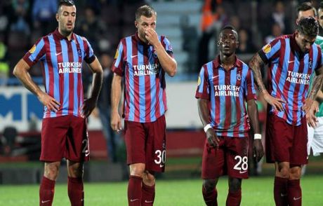 Avni Aker'de Büyük Yıkım!