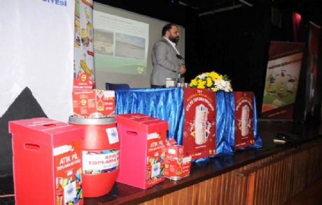 Nejat Uygur'da Atık Pil Semineri