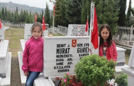 Şehit Kızından Babasına Bayram Mektubu