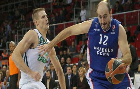 Anadolu Efes Direnemedi!