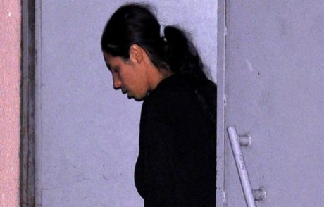 Kendisine Tokat Atan Annesini Öldürdü