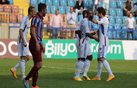 Trabzon'a Bir Darbe De Karabük'ten!