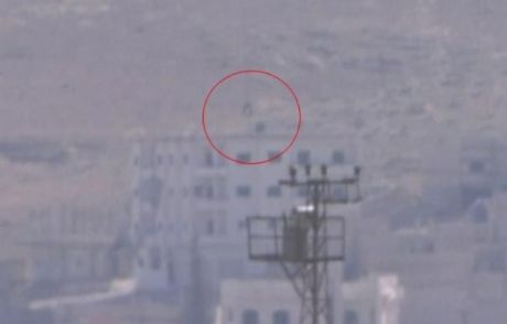 Kobani'ye Işid Bayrağı Diktiler!