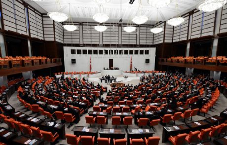 Yeni Bir Parti! Sürpriz Altı İsim