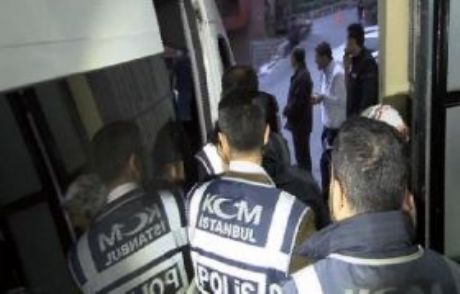 16 Polis Sağlık Kontrolünden Geçirildi