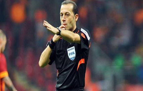 Uefa, Kritik Maça Cüneyt Çakır'ı Atadı
