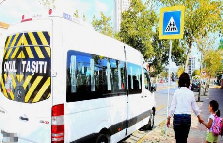 Bakan'dan Flaş Servis Aracı Açıklaması