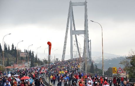 Köprü Bu Defa Sallanmadı