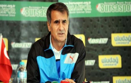 F.bahçe Maçı Öncesi Volkan'ı Topa Tuttu!