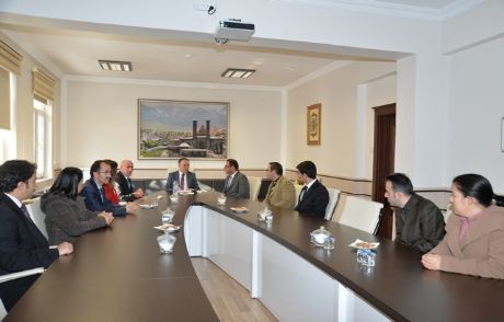 Anne Babalar Örnek Olmalı