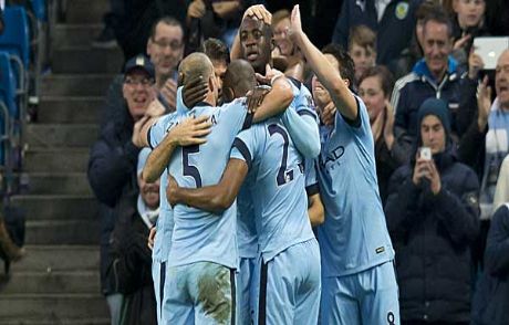 Manchester City: 2 - Swensa: 1