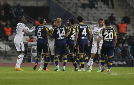 Bjk-fb Maçında Ortalık Karıştı