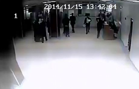Pkk'lı, Filmlerdeki Gibi Firar Etti