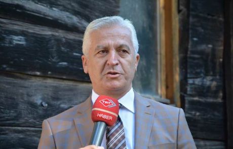 İspiroğlu'ndan Öğretmenler Günü Mesajı
