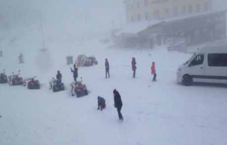 Karı Özleyenler Uludağ'a Akın Etti