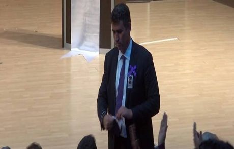 Feyzioğlu Protokol Yazısını Yırttı Attı!