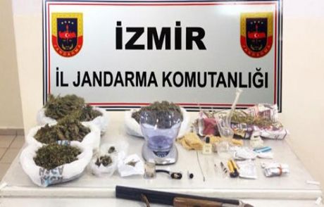 Evde Bonzai Üreten Aileye Baskın