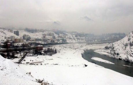 Tunceli'de 15 Köy Yolu Ulaşıma Kapandı