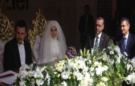 Erdoğan, İşler'in Oğlunun Nikah Şahidi Oldu