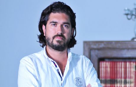 Rasim Ozan Kütahyalı'ya Polis Baskını