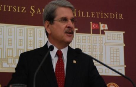 Aytun Çıray: 'ırkçılık Şerefsizliktir'