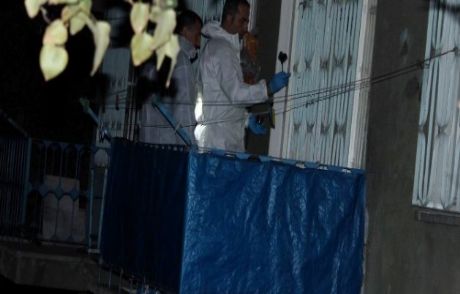 Balkondan Girdiği Evde Vahşet Saçtı